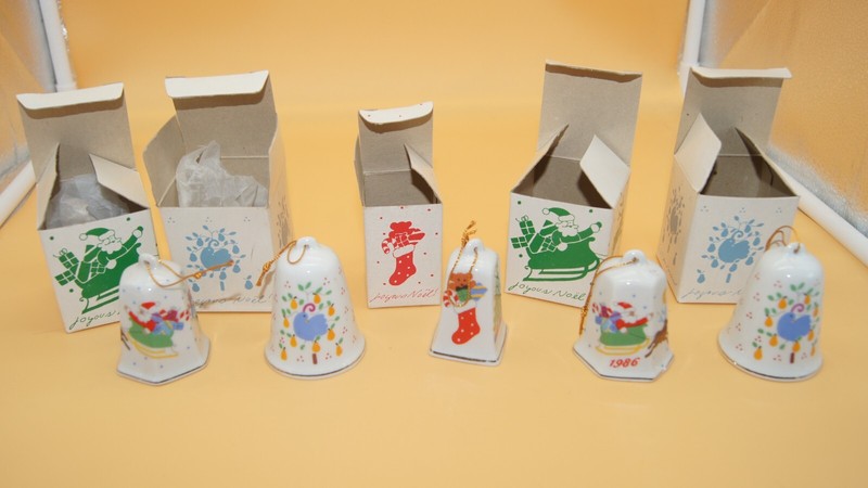 Lot of 5 Vintage PORCELAIN BELL Christmas Tree Ornament 1986 Lillian Vernon