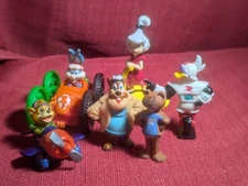 Vintage Restaurant Cereal Toy Lot - 6 Toys - Jetsons Looney Toons (See Descrip..