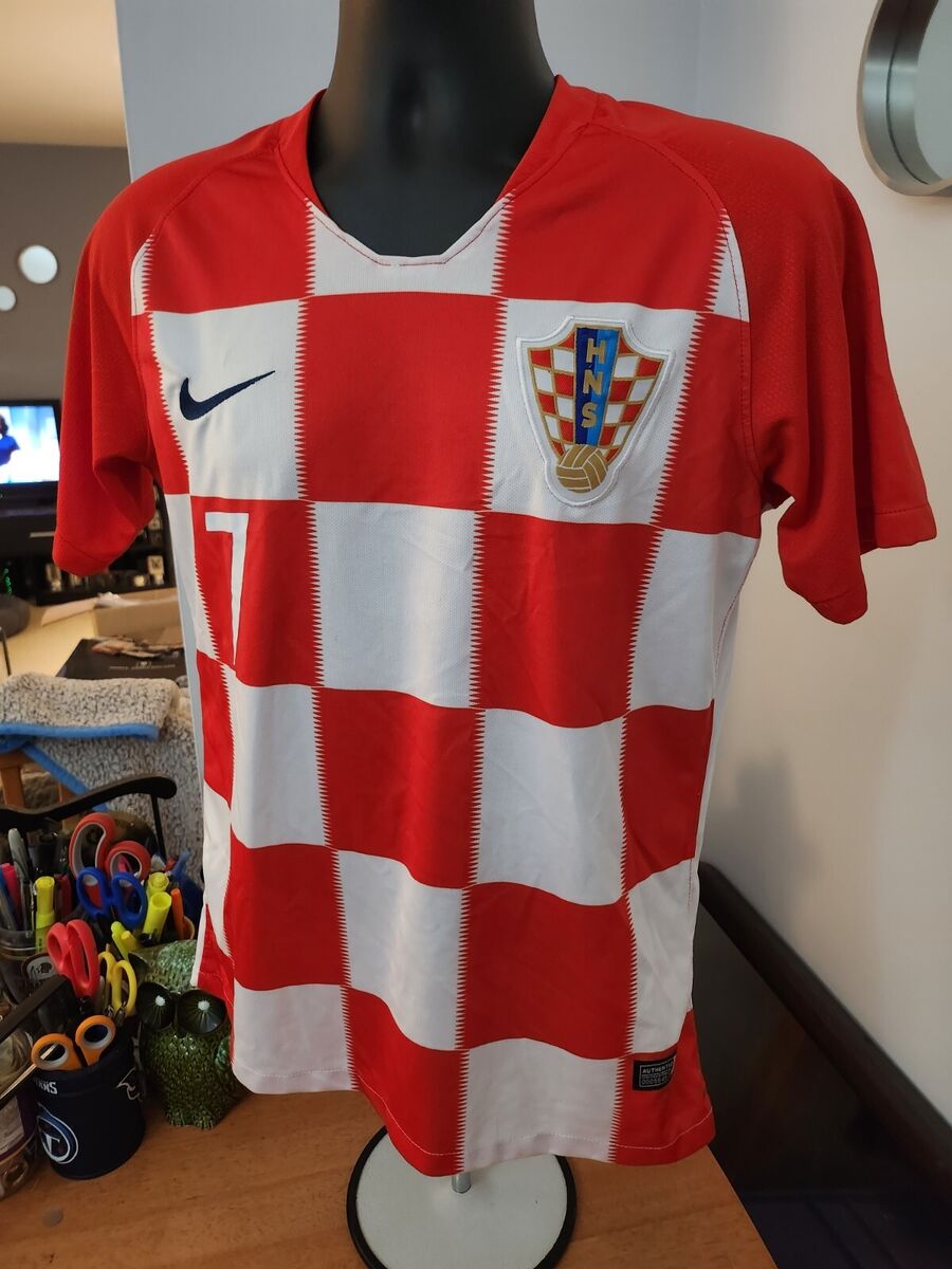 Mint! Nike Croatia HNS 2018 Ivan Rakitic #7 Soccer Football Mint! Nike Croatia HNS 2018 Ivan Rakitic #7 Soccer Football