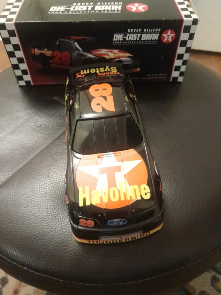 Davey Allison 1/24 Scale Die-Cast Texaco Havoline Racing Champions - Image 2 of 4