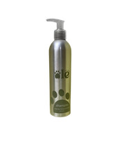 OLE Petcare Lavender Petals & Coconut Shampoo 8 OZ.
