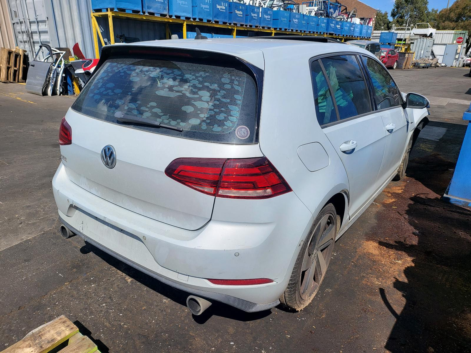 Volkswagen Golf Fuel Door GEN 7 12/2012-08/2020 - thumbnail 9