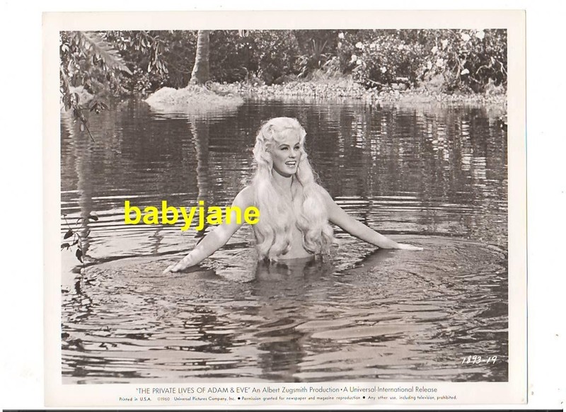 MAMIE VAN DOREN ORIGINAL  8X10 PHOTO IN A LAKE 1960 PRIVATE LIVES OF ADAM & EVE