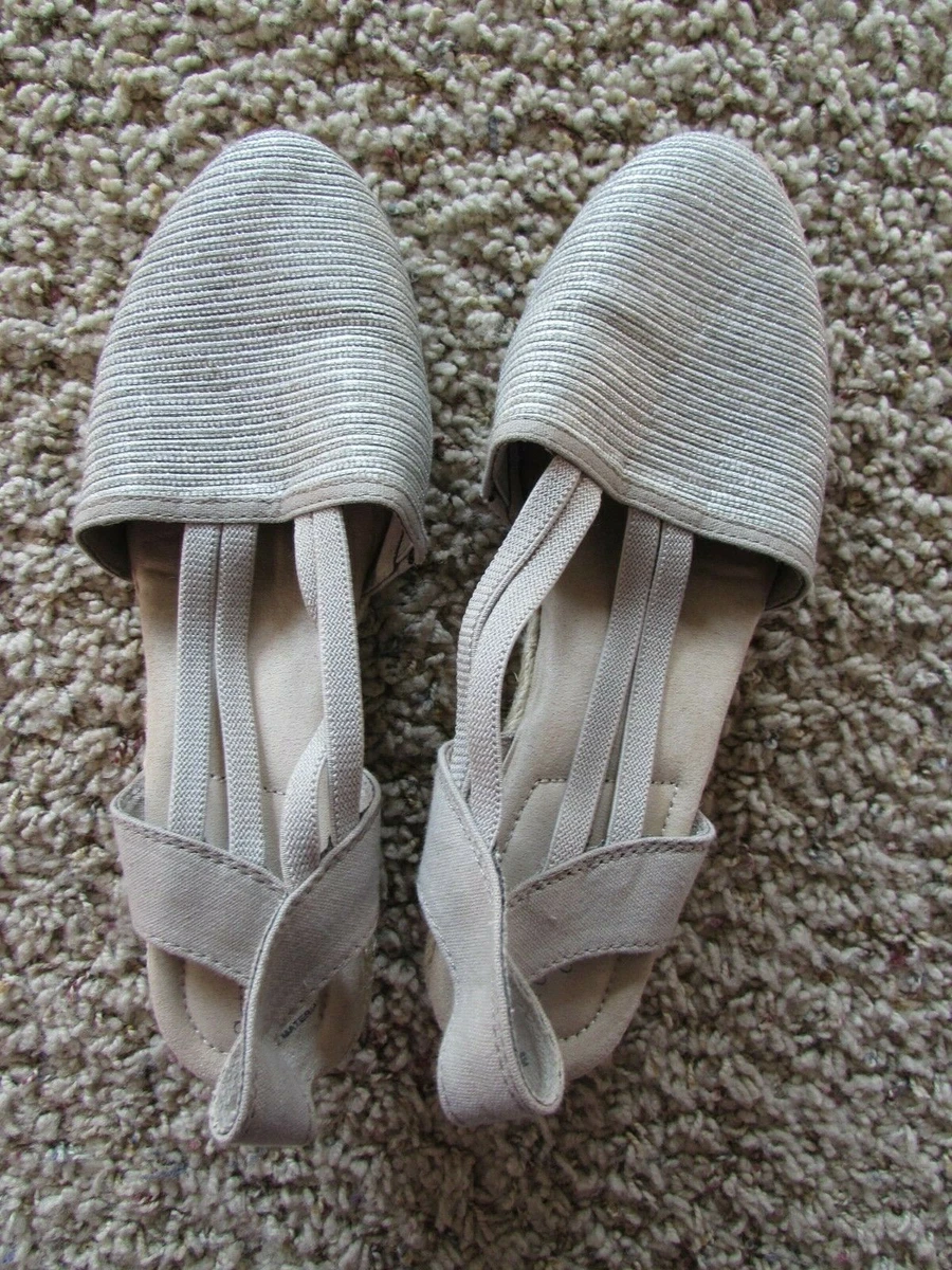 STUDIO WORK COMFORT size 8 beige tan sandals 2 1 2