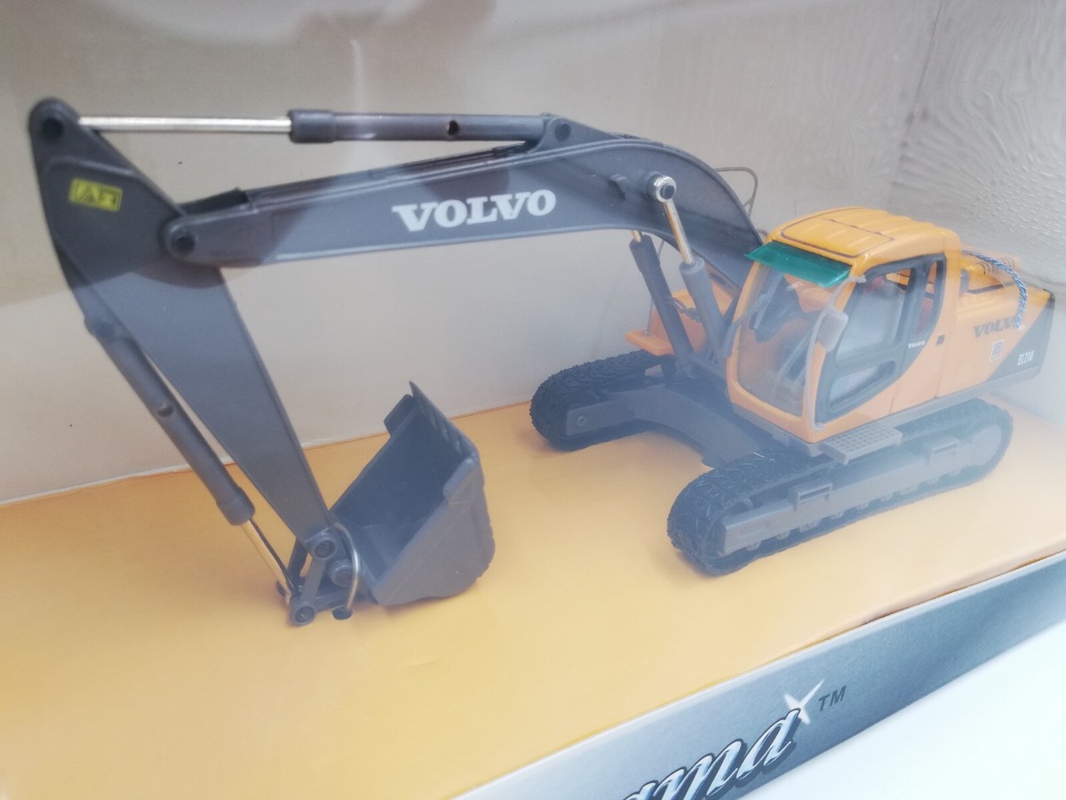 Cararama 1/50 VOLVO L150C A25C EC210 重機 Cararama 1:50 Volvo L150C Wheel Loader Diecast & Plastic