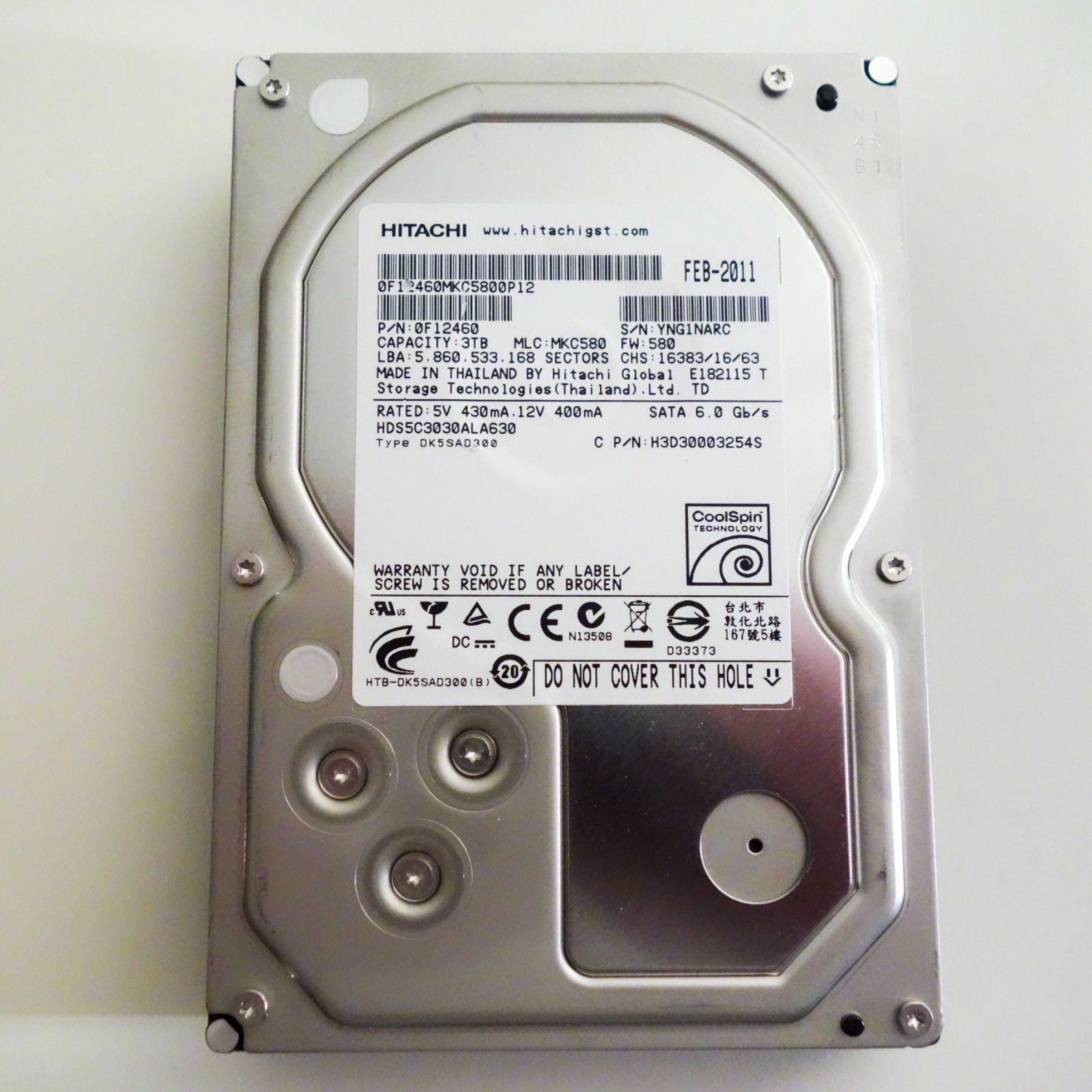 Hitachi 3TB DeskStar 5K3000 - SATA 6.0Gb/s - 3.5