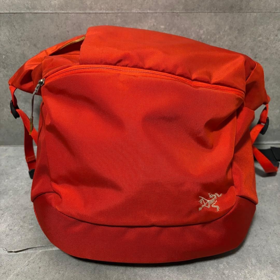 ARC'TERYX Mistral 16 Orange Shoulder Bag, Rare, Excellent