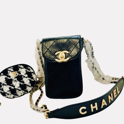 新品☆CHANEL MAKEUPノベルティ☆ゴールドチェーンウォレット 2024年 新作商品 【23P☆】CHANEL ミニ チェーンウォレット ヴァニティ