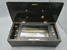 Antike Spieluhr, Walzenspieluhr wohl Schweiz um 1900 mit mehreren Melodien