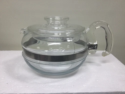 Pyrex "Flameware" 6 Cup Teapot & Lid 8336 / 8446 / 7756 - Nice Condition
