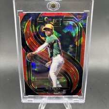 2025 Panini Select - Premier Level Max Muncy #160 Red Ice Prizm /199 (RC)