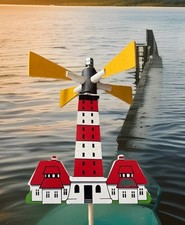 Windspiel Leuchtturm Windrad Holz, Mit Metallstab 70cm