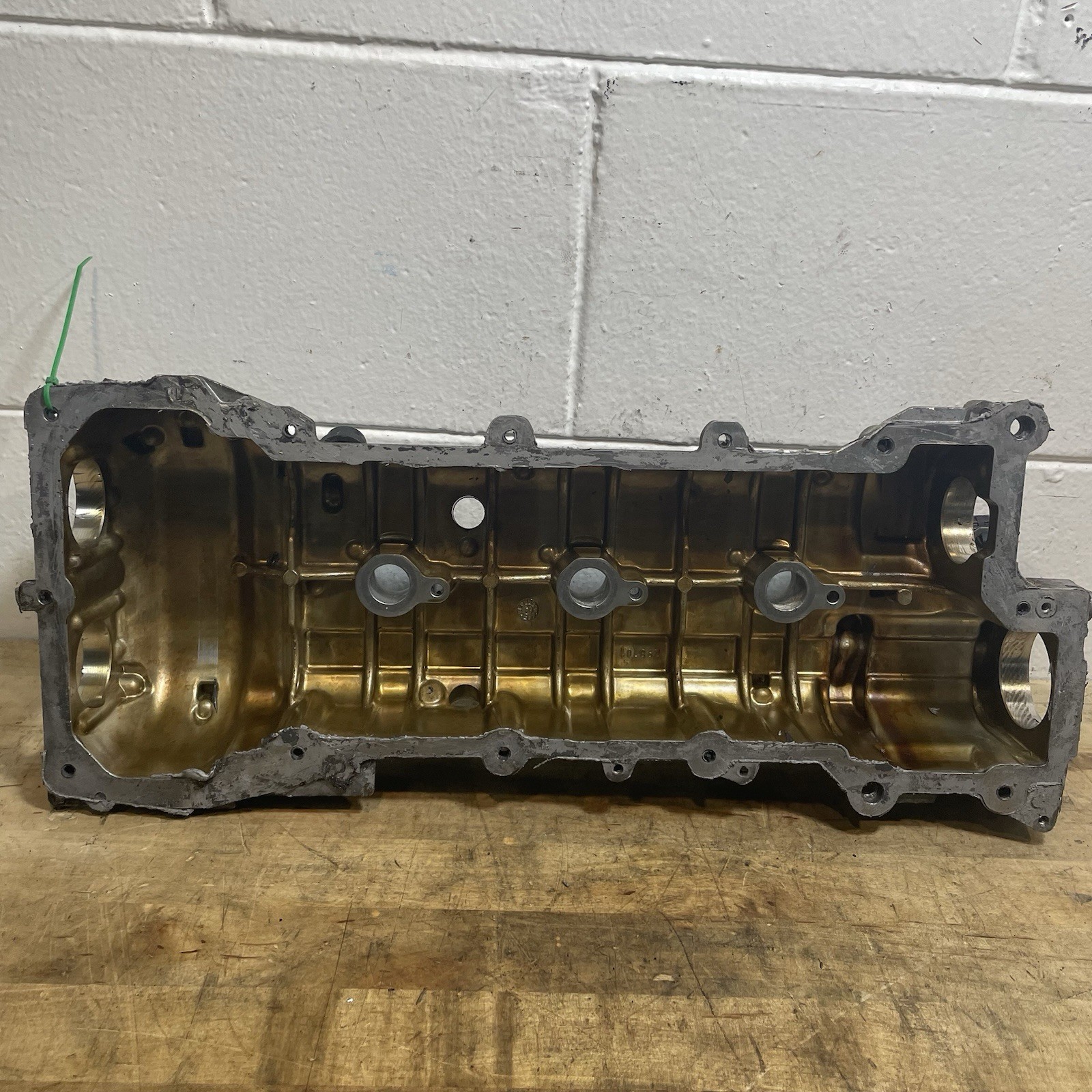 2014-2017 Maserati Ghibli 3.0L Engine Right Cylinder Head Valve Cover Oem