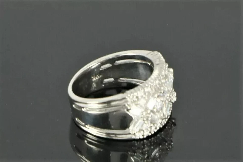 3Ct Baguette Cut Simulated Diamond Men's Wedding Band Ring 14k White Gold Plated — 第 3/4 张图片