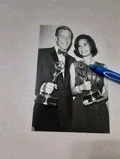 DICK VAN DYKE & MARY TYLER MOORE FROM THE DICK VAN DYKE SHOW,  B&W, 4X6 PHOTO