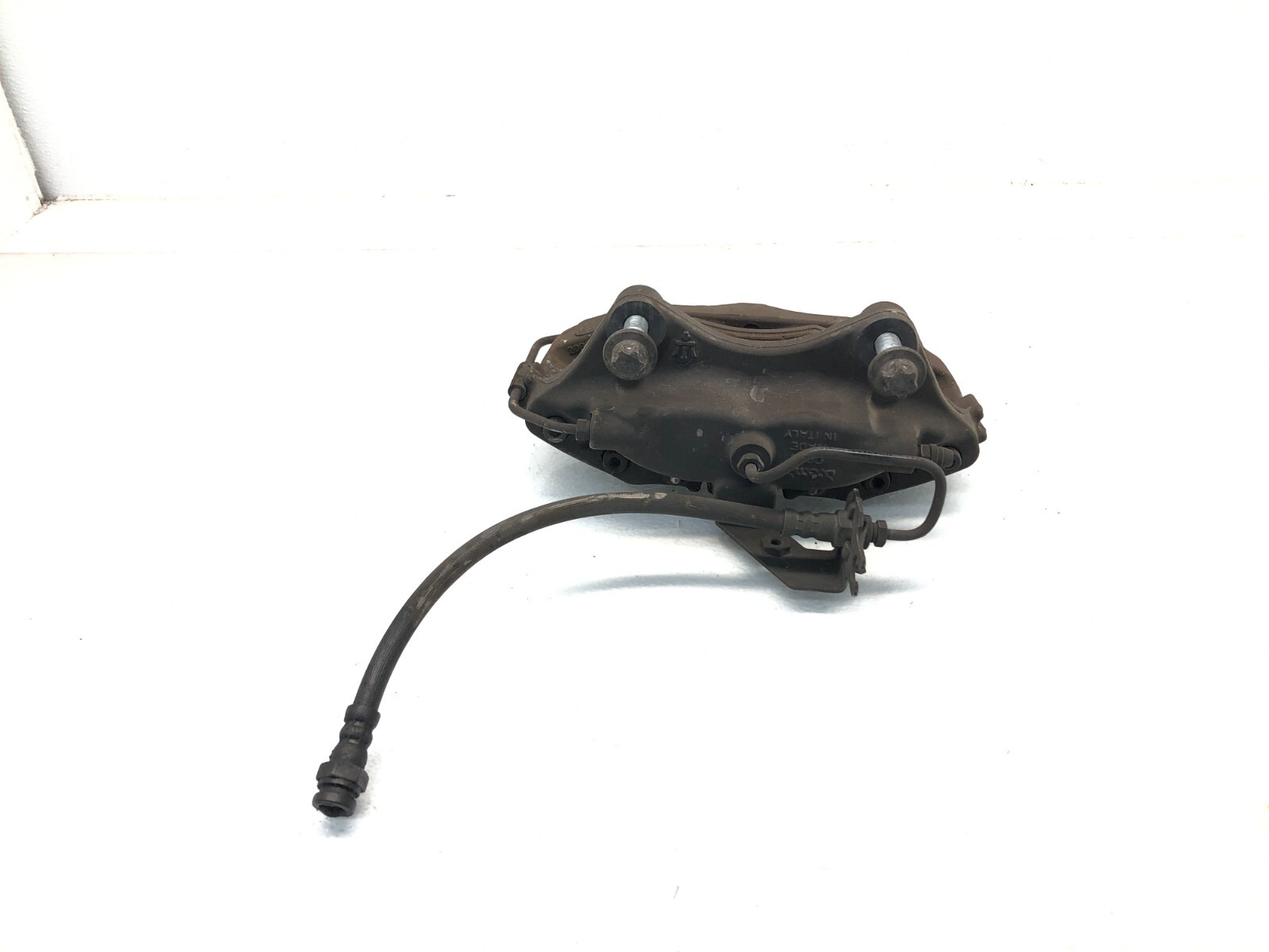 2014-2024 MASERATI GHIBLI S 3.0L RWD RIGHT PASS REAR BRAKE CALIPER W/ PADS OEM