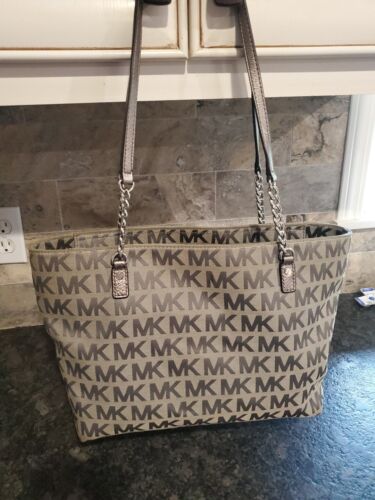 Michael Kors Signature Coated Canvas Grey With Chain Tote Bag NICE! - Picture 3 of 7