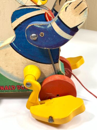 Juguete de colección 1955 Disney Talking Donald Duck Fisher-Price #765 - Imagen 3 de 13