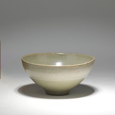 Chinese celadon glazed pottery bowl, green ware, dia 16.5cm