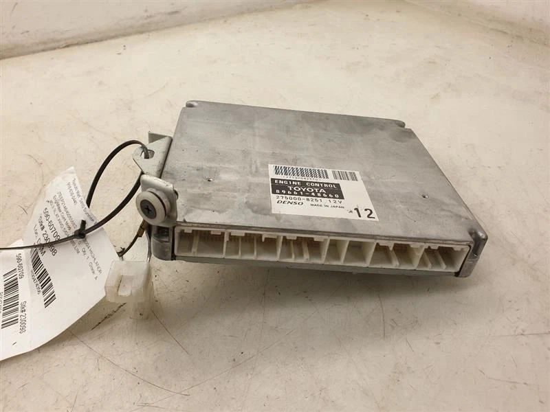 Toyota Highlander 2004 motor de 3,3 L ECM montaje de módulo de control electrónico  Foto 3 de 4