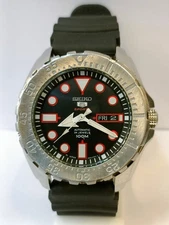 VINTAGE SEIKO 5 SPORTS AUTOMATIC BLACK DIAL 4R36 JAPAN MEN'S WORKING CONDITION