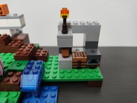 LEGO 21123 Minecraft The Iron Golem 100% Complete w/Instructions 