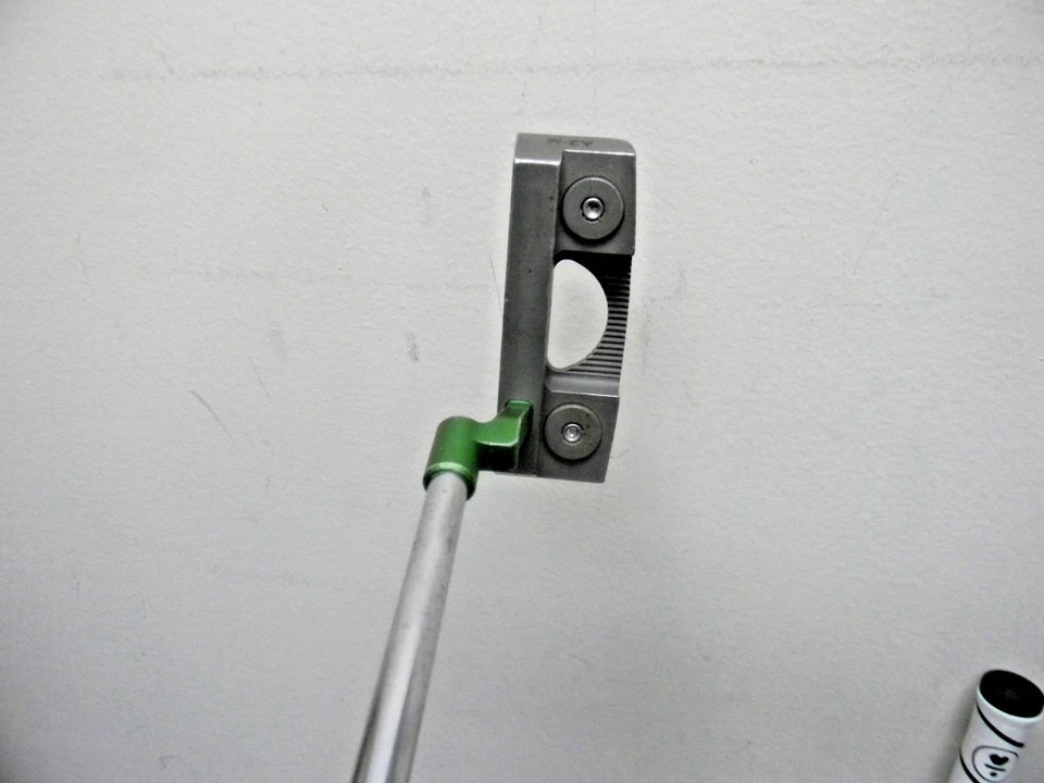 BOCCIERI GOLF HEAVY BLADE STYLE PLUMMERS NECK PUTTER 33" NEW GRIP - Image 3 of 4