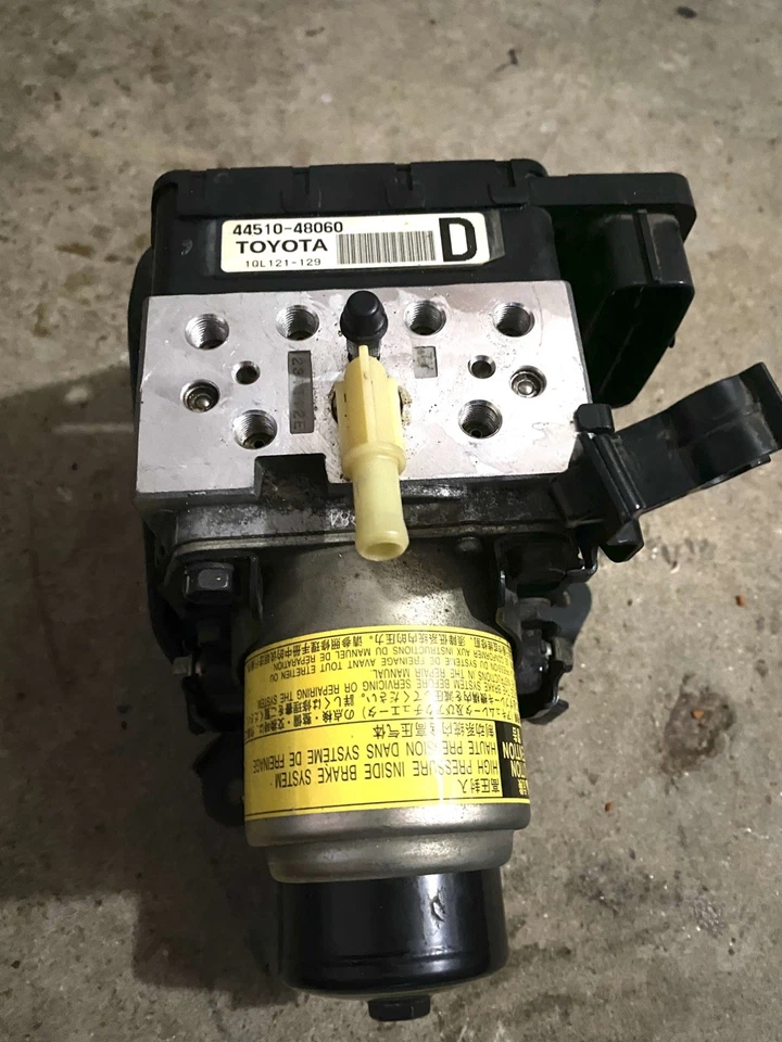 Módulo de bomba ABS 44510-48060 híbrido Toyota Highlander 2006-2009 Lexus RX400H fabricante de equipos originales Foto 2 de 4