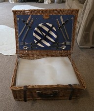 Vintage Classic Wicker Harrods Harods Picnic Basket Lunch Hamper
