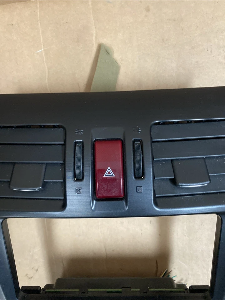 Subaru Forester 2014 2015 control de clima ventilación de CA cubierta de moldura emergencia 41625A Foto 3 de 4