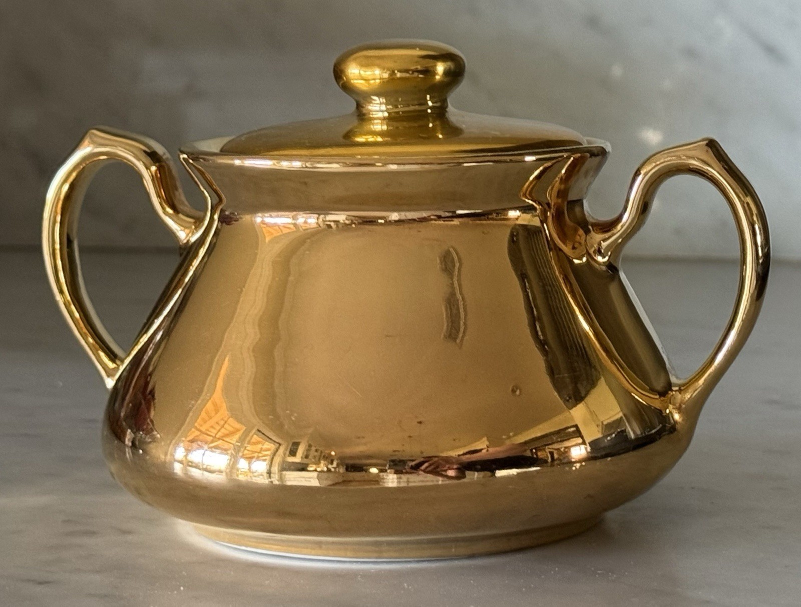 Vintage Collectible Hall China "Golden Glo" 22-Carat Gold Finish Sugar Bowl