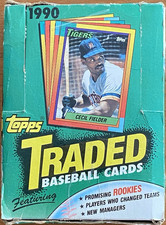 Topps Traded Baseball 1990 Cards box - 35 unopened wax packs Box Opened