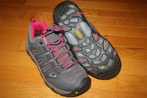 keen women's oakridge waterproof shoe