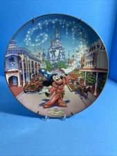 Walt Disney 25th Anniversary Collector Plate “Main Street USA” Bradford Exchange
