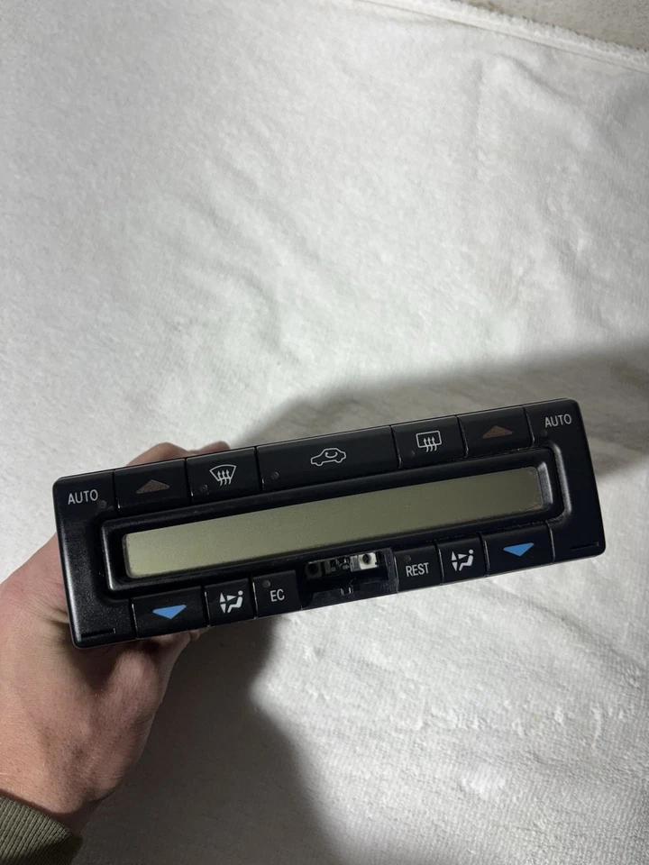 98-03 MERCEDES-BENZ W208 CLK320 CLK500 PANEL INTERRUPTOR CLIMATIZADOR AIRE ACONDICIONADO DELANTERO OEM Foto 3 de 4