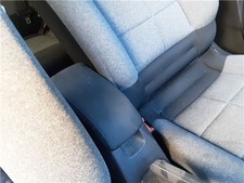 YH01  Armlehne Handschuhfach Citroen c4 cactus 2014 15 origins 15 ltr 75 kw blue