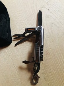 BERETTA ARMY KNIFE w/Nylon/ Sheath circa 2002 Stainless Steel