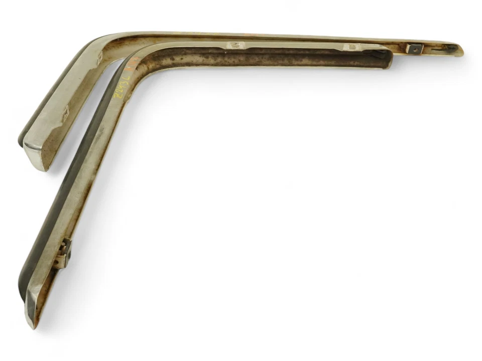 1975-1980 MERCEDES BENZ S CLASS W116 TRIM COVER MOLDING QUARTER REAR LEFT RIGHT Foto 3 de 4