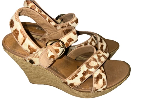 sandali ugg taglia 8