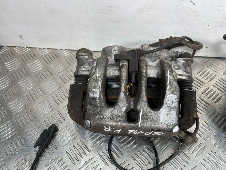 Juego pinza freno delantero mercedes-benz vito viano w447 2016 diésel 928909 liq9269 Foto 4 de 4