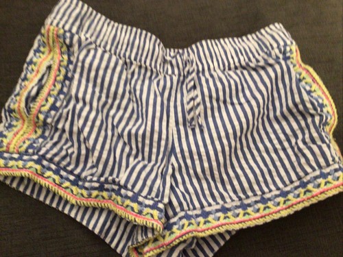 vineyard vines girls size Small (7/8) seersucker shorts embroidered - Picture 2 of 2