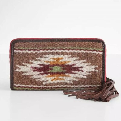 New! Ariat Western SHERIDAN WOVEN WOOL AZTEC CLUTCH WALLET w/ Zipper  closure