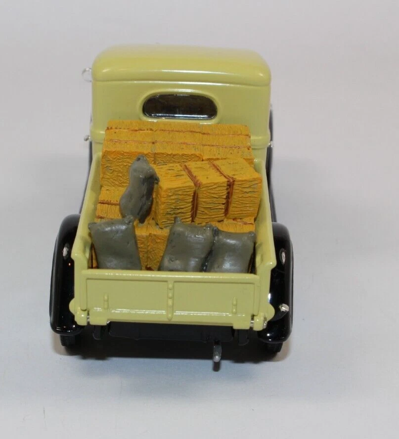 my795, Matchbox MoY 1934 Harvester Pickup Wilsons Grain OVP Neuwertig YYM38039 - Bild 3 von 4