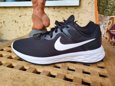 Nike Laufschuhe 41 5 Schwarz/Weiß Top Zustand! Sportschuhe Sneaker Schuhe
