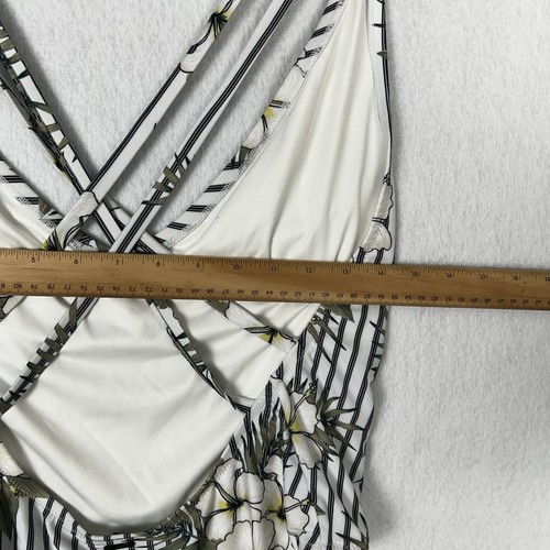 NWT Volcom Ladies 16W Skimpy White So Tropical One Piece Swimsuit Strappy Open - Picture 10 of 12