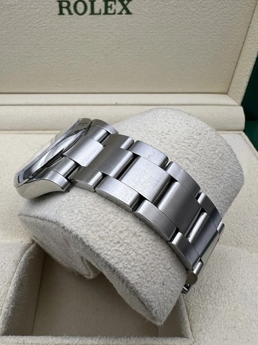 Rolex Oyster Perpetual 34 mm 114200 cadran vert olive boîte papiers - Photo 7/15