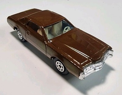 Vintage Yatming #1008 Brown w/Cream Int. Ford Thunderbird 1/64 Diecast T-Bird