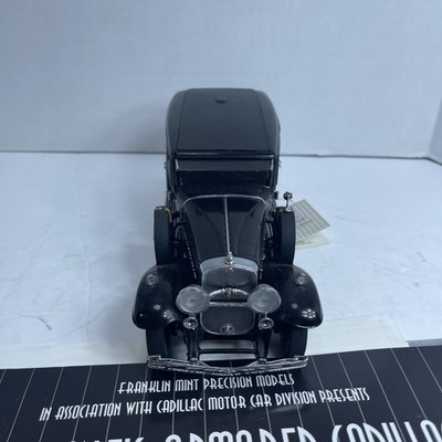 1/24 Scale Franklin Mint 1930 Al Capone's Armored Cadillac V-16