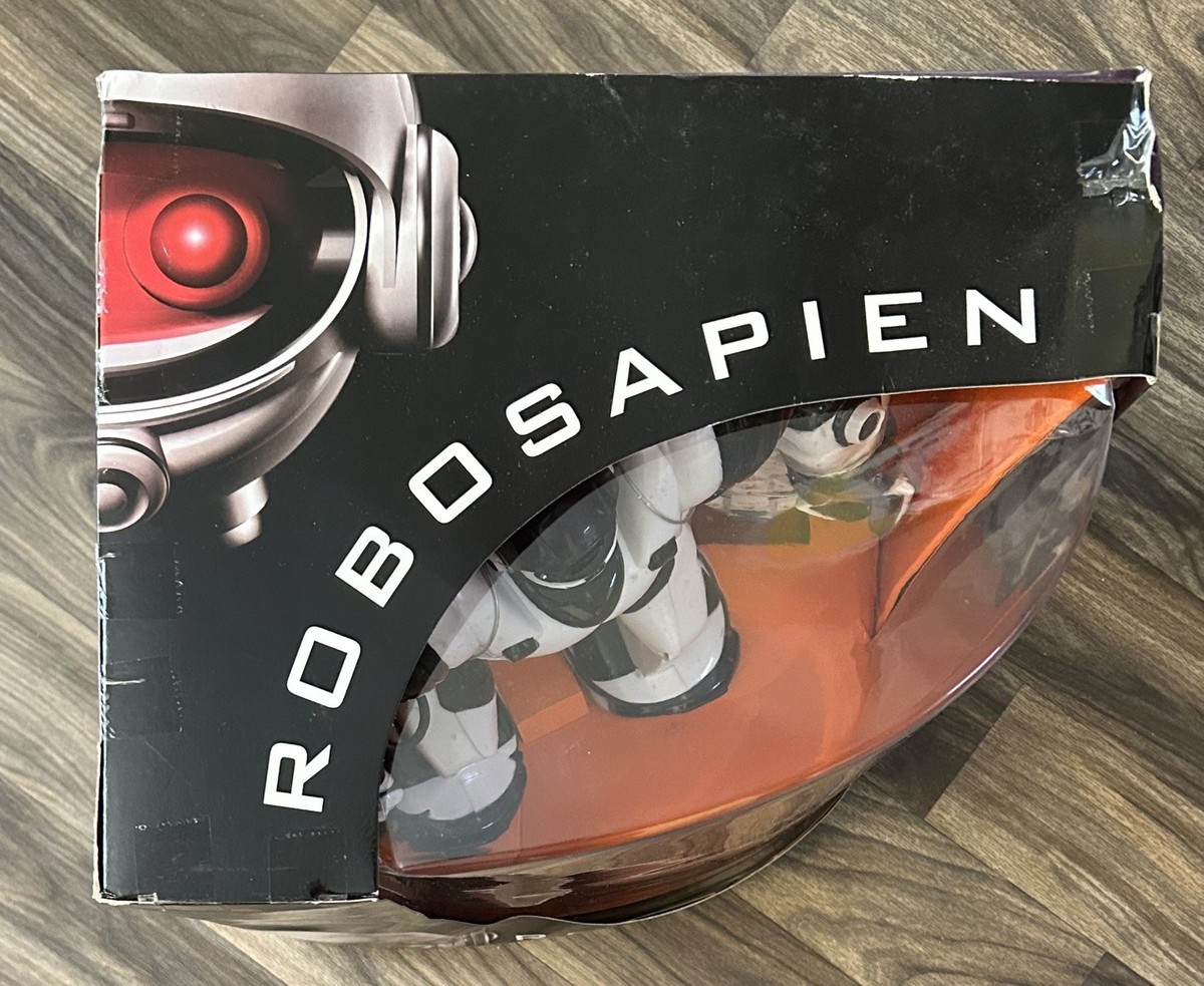 NEW in Box Original WowWee ROBOSAPIEN 8081 Robot with Remote 2004