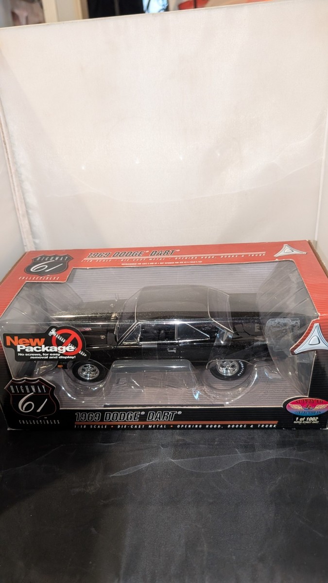 Highway 61 Collectibles #50362 1969 Dodge Dart GTS - Black - 1/18